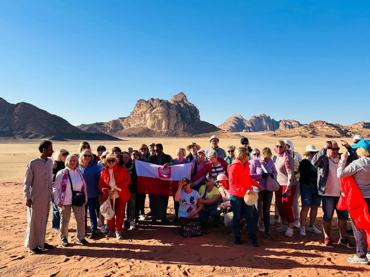 Hotel Faisal Wadi Rum Camp Esterno foto