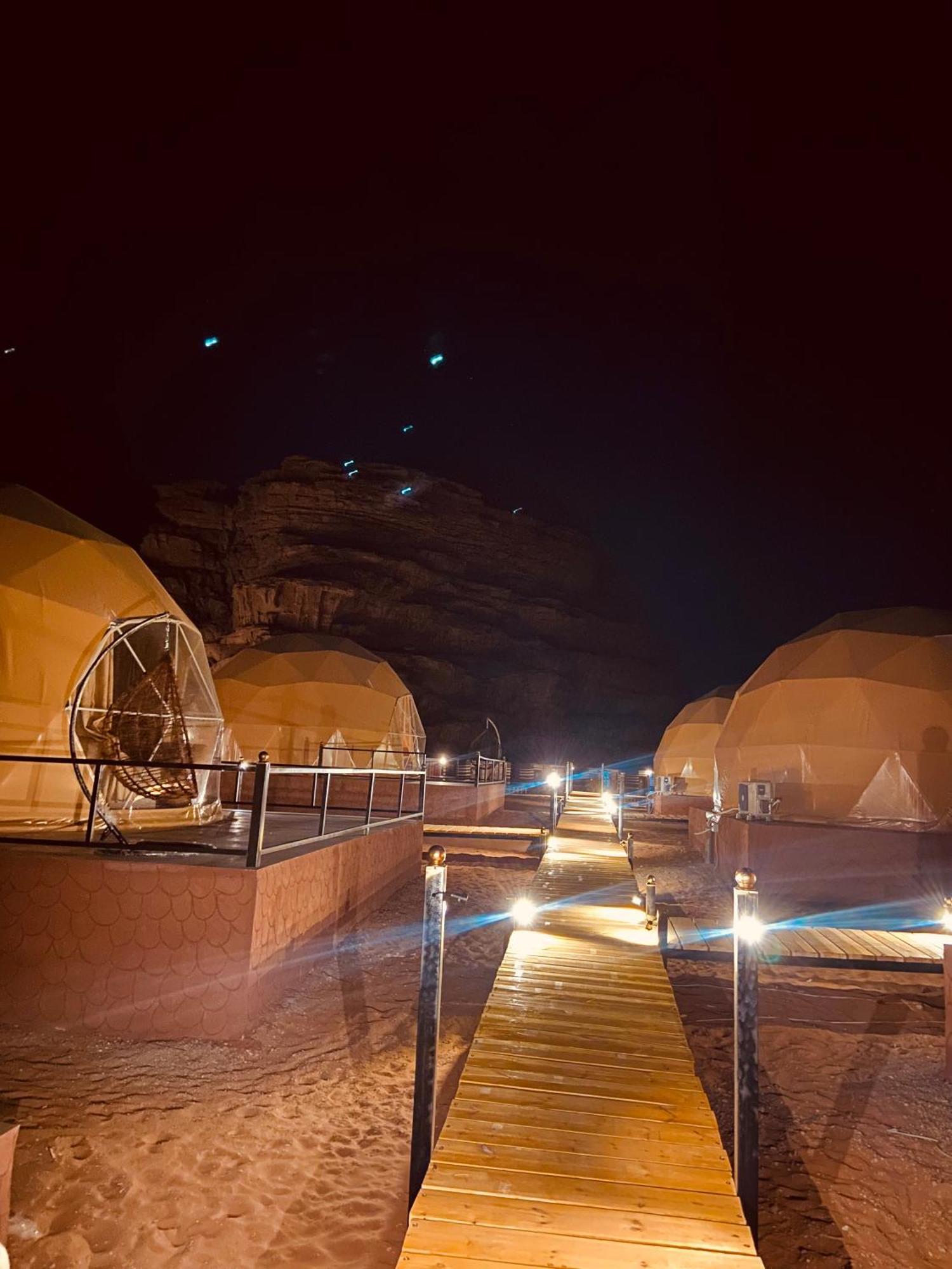 Hotel Faisal Wadi Rum Camp Esterno foto