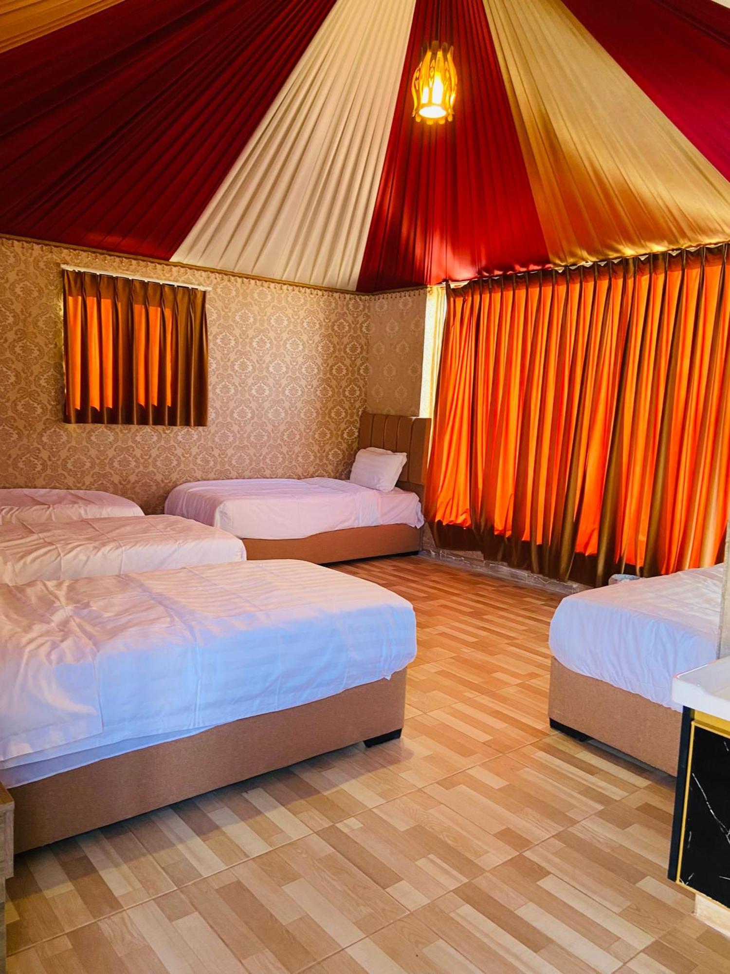 Faisal Wadi Rum Camp Esterno foto